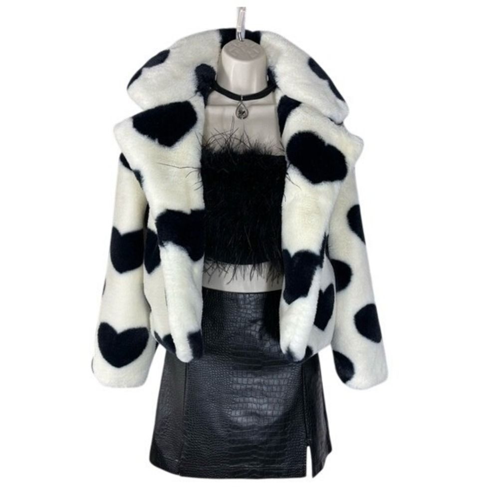 Faux Fur coat W/ M White Black Heart Print Stoosh A14314 LN